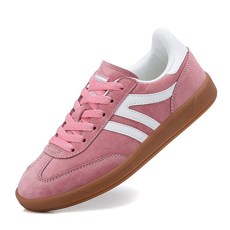 2552 Classic German Training S - Men'S Training Shoes recension och pris