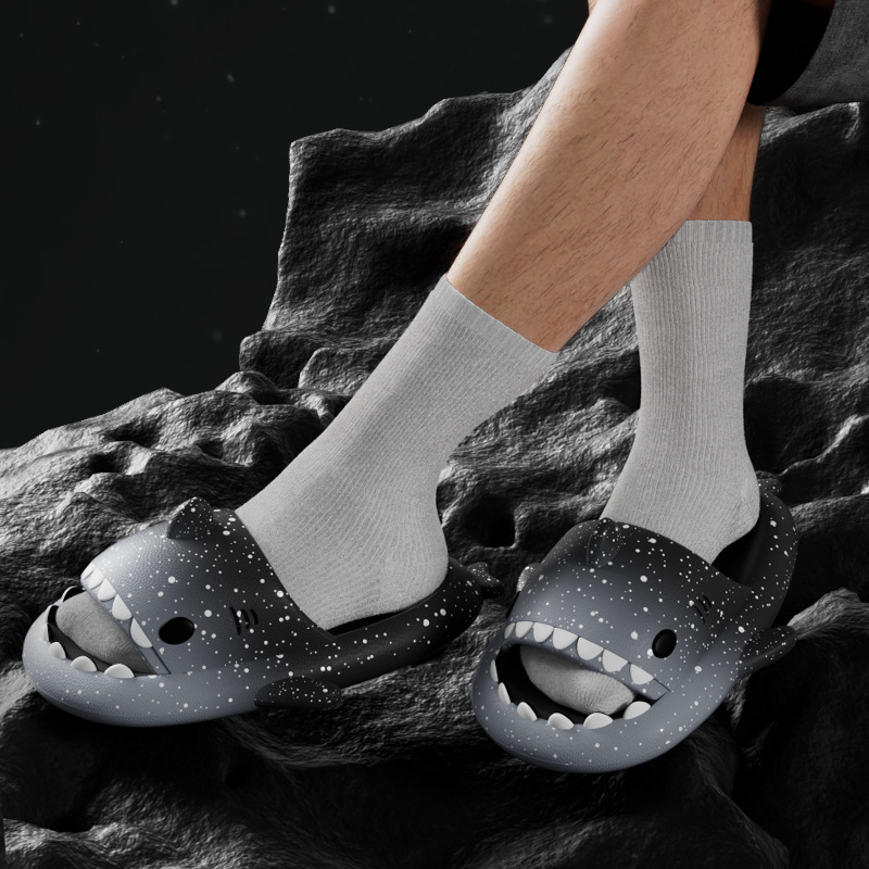 Cute Cartoon Shark Slippers Fo - Men Shoes Size To Women recension och pris