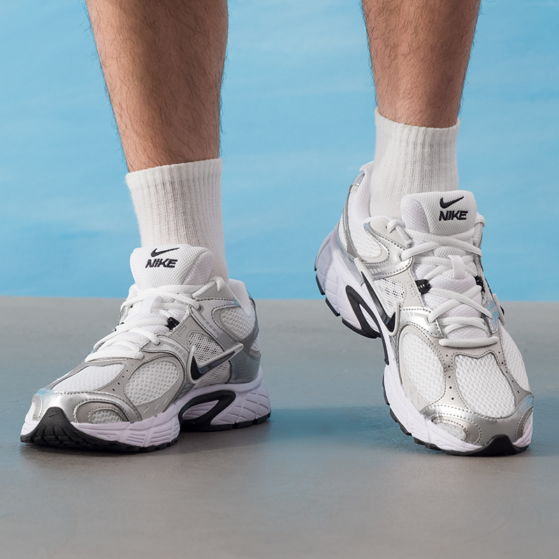 Nike (Nike) V5 Rnr Men's Sport - Men'S Shoes V5 Rnr recension och pris